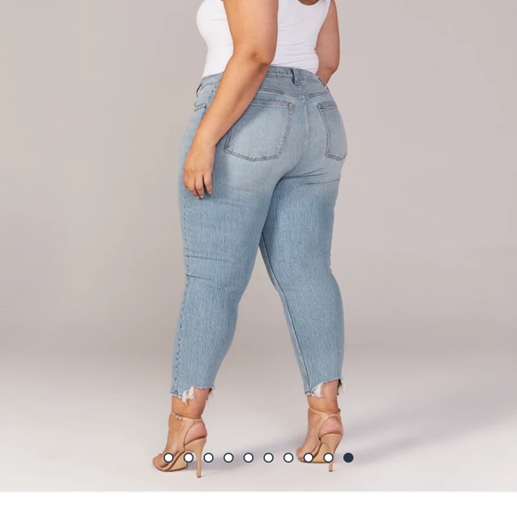 Abercrombie High Rise Skinny Jeans. Light wash. - Picture 3 of 4